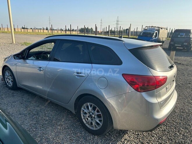 Kia  2012, 270,000 km - 1.4 l - Gəncə