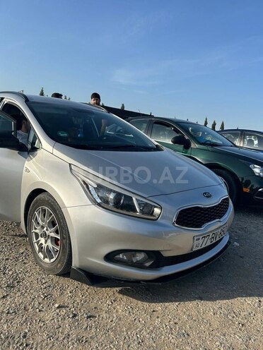 Kia  2012, 270,000 km - 1.4 l - Gəncə