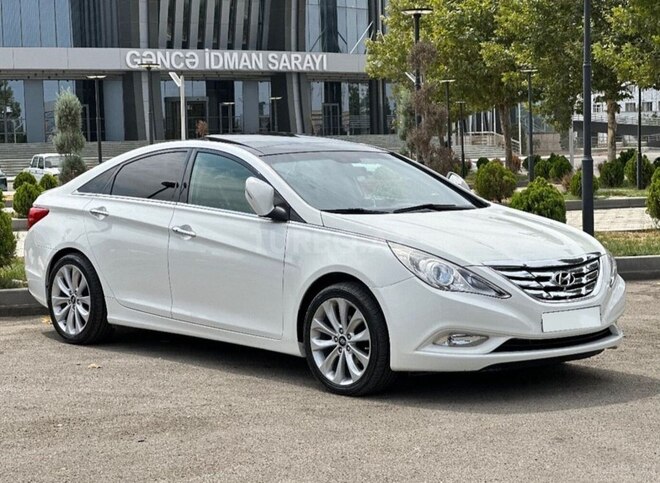 Hyundai Sonata 2010, 176,000 km - 2.4 l - Gəncə