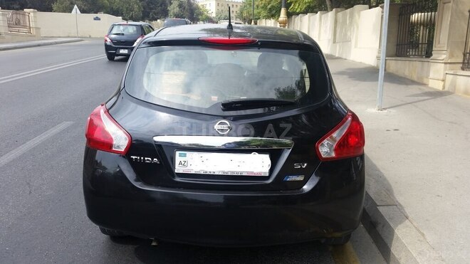Nissan Tiida 2013, 240,300 km - 1.6 l - Bakı