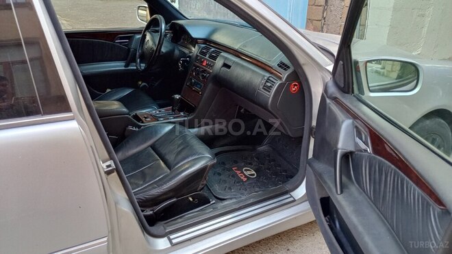 Mercedes E 300 1996, 256,333 km - 3.0 л - Bakı