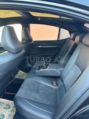 Toyota Camry 2024, 18,000 km - 2.0 л - Bakı