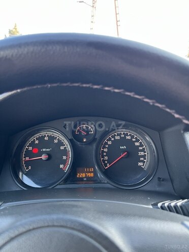 Opel Astra 2004, 240,000 km - 1.4 l - Bakı