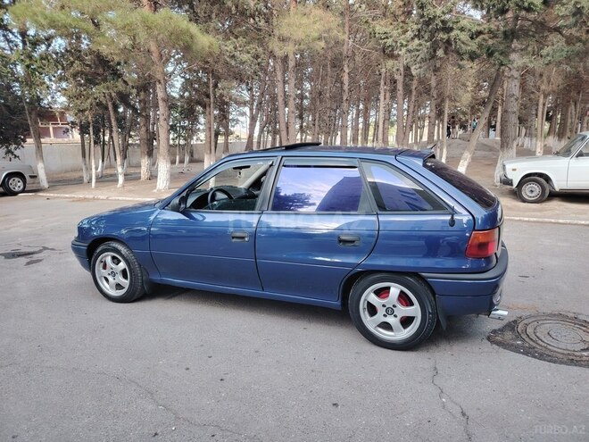 Opel Astra 1996, 372,495 km - 1.6 l - Sumqayıt
