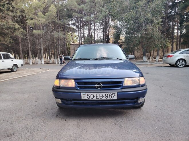 Opel Astra 1996, 372,495 km - 1.6 l - Sumqayıt
