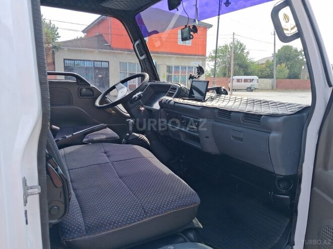 Isuzu NHR 55 E 2008, 660,445 km - 2.8 л - Astara
