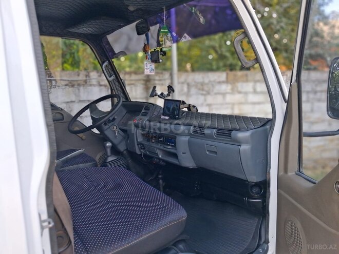 Isuzu NHR 55 E 2008, 660,445 km - 2.8 л - Astara