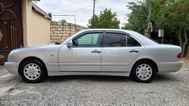 Mercedes E 240 1997, 287,652 km - 2.4 l - Ağstafa