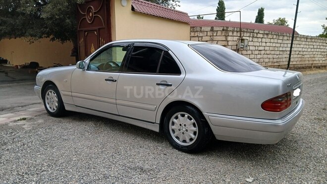 Mercedes E 240 1997, 287,652 km - 2.4 l - Ağstafa