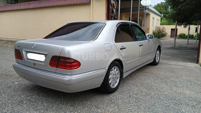 Mercedes E 240 1997, 287,652 km - 2.4 l - Ağstafa