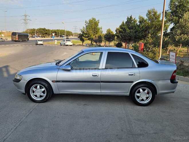 Opel Vectra 1997, 280,000 km - 1.8 l - Sumqayıt