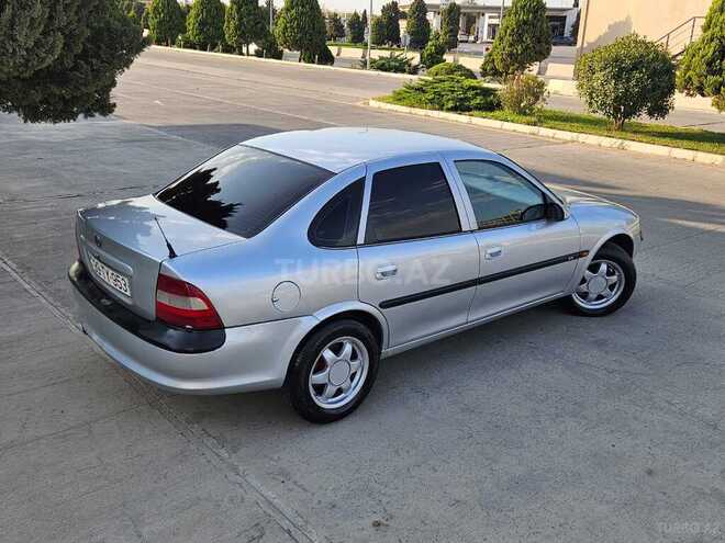 Opel Vectra 1997, 280,000 km - 1.8 l - Sumqayıt