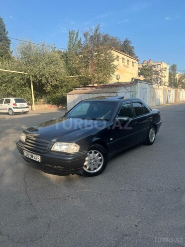Mercedes C 220 2000, 338,000 km - 2.2 l - Bakı