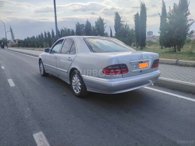 Mercedes E 200 2000, 300,000 km - 2.0 l - Gəncə