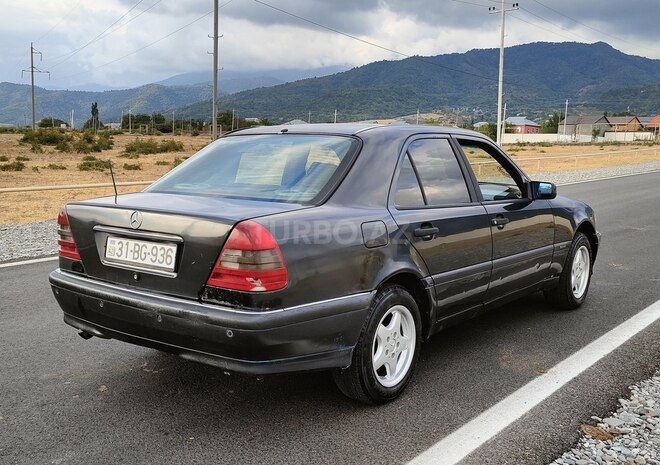 Mercedes C 180 1994, 319,360 km - 1.8 l - İsmayıllı