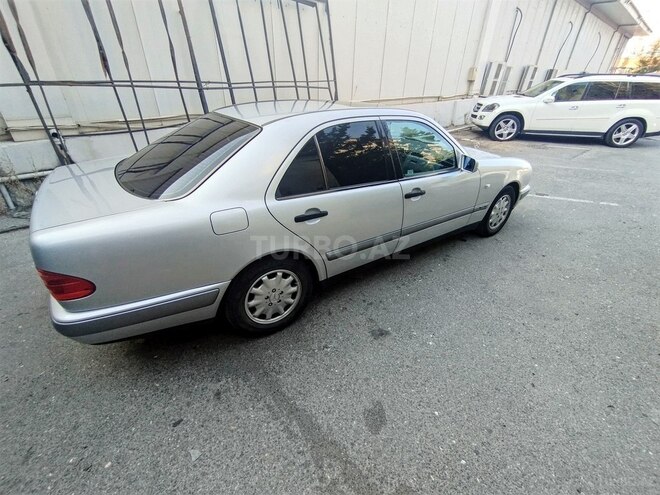 Mercedes E 240 1998, 357,145 km - 2.4 л - Bakı