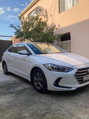 Hyundai Avante 2017, 200,450 km - 1.6 l - Bakı
