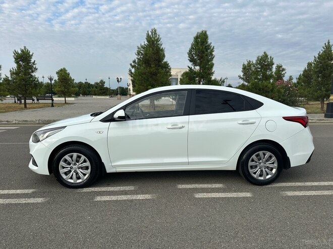 Hyundai Accent 2017, 131,000 km - 1.6 л - Ağdaş