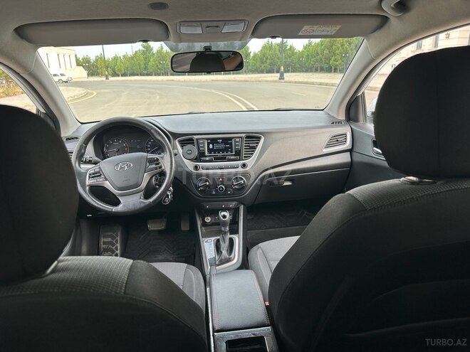 Hyundai Accent 2017, 131,000 km - 1.6 л - Ağdaş