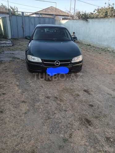 Opel Omega 1995, 352,000 km - 2.0 l - Salyan