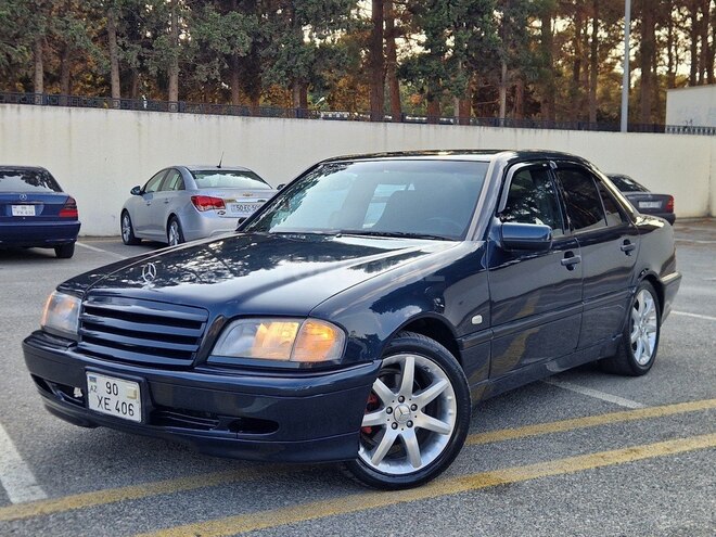 Mercedes C 240 1999, 287,643 km - 2.4 l - Sumqayıt