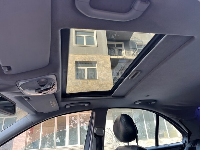Mercedes C 200 2001, 329,000 km - 2.0 l - İsmayıllı
