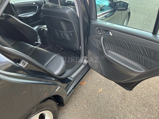 Mercedes C 200 2001, 329,000 km - 2.0 l - İsmayıllı