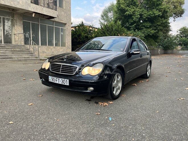 Mercedes C 200 2001, 329,000 km - 2.0 l - İsmayıllı