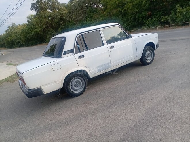 LADA (VAZ) 2107 2001, 325,600 km - 1.6 l - Xudat