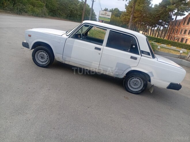 LADA (VAZ) 2107 2001, 325,600 km - 1.6 l - Xudat