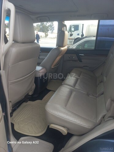 Mitsubishi Pajero 2008, 279,255 km - 3.0 л - Bakı