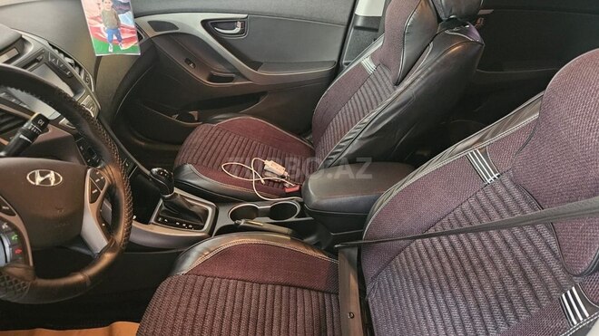 Hyundai Avante 2015, 156,600 km - 1.6 l - Bakı