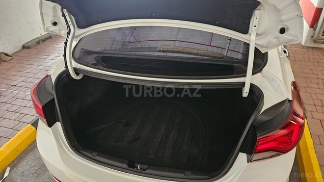 Hyundai Avante 2015, 156,600 km - 1.6 l - Bakı