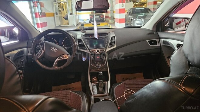 Hyundai Avante 2015, 156,600 km - 1.6 l - Bakı
