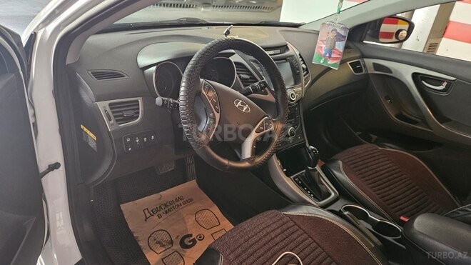 Hyundai Avante 2015, 156,600 km - 1.6 l - Bakı