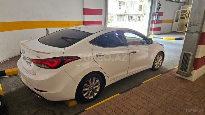 Hyundai Avante 2015, 156,600 km - 1.6 l - Bakı