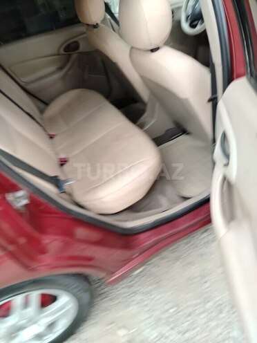 Ford Focus 2000, 320,586 km - 2.0 l - Tovuz