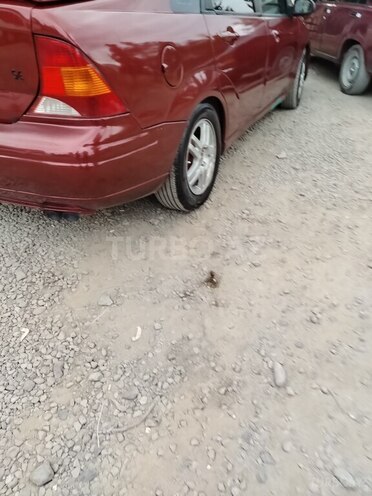 Ford Focus 2000, 320,586 km - 2.0 l - Tovuz