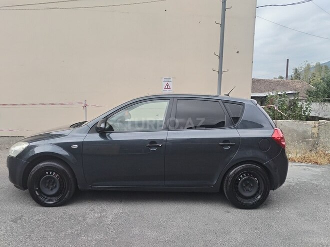 Kia Ceed 2007, 280,963 km - 1.6 l - Şəki