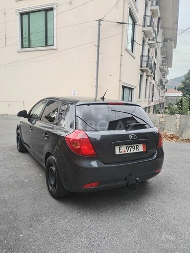 Kia Ceed 2007, 280,963 km - 1.6 l - Şəki