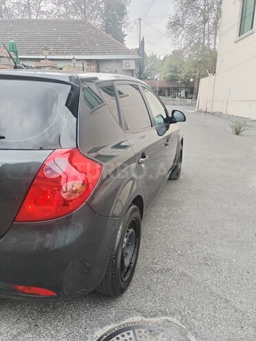 Kia Ceed 2007, 280,963 km - 1.6 l - Şəki