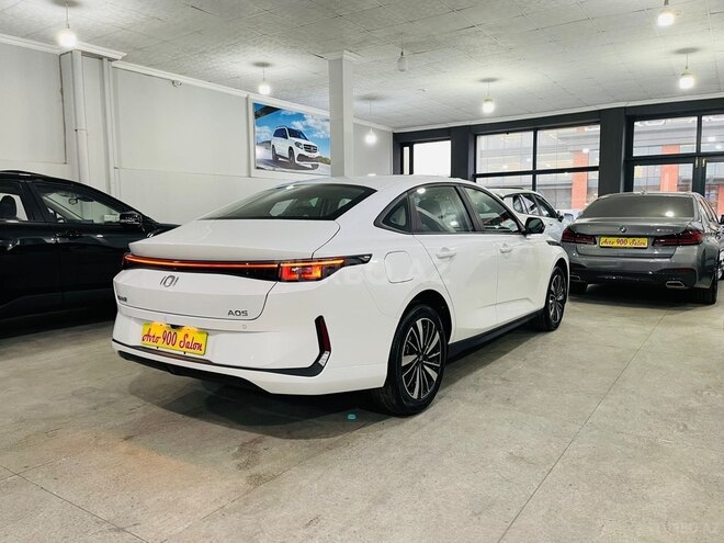 Changan Qiyuan A05 2025, 0 km - 1.5 л - Bakı