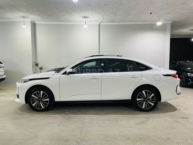 Changan Qiyuan A05 2025, 0 km - 1.5 л - Bakı