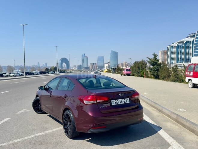 Kia Forte-10