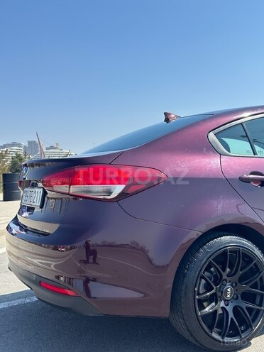 Kia Forte-13