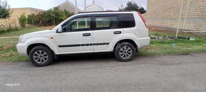 Nissan X-Trail 2002, 196,000 km - 2.0 l - Gəncə