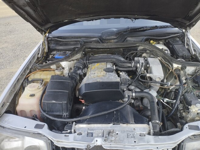 Mercedes E 220 1995, 475,000 km - 2.2 л - Cəlilabad