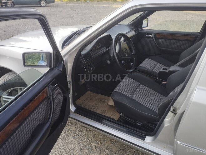 Mercedes E 220 1995, 475,000 km - 2.2 л - Cəlilabad
