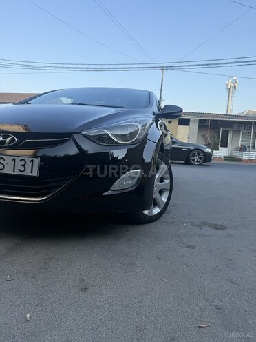 Hyundai Elantra 2013, 319,420 km - 1.8 l - Bakı