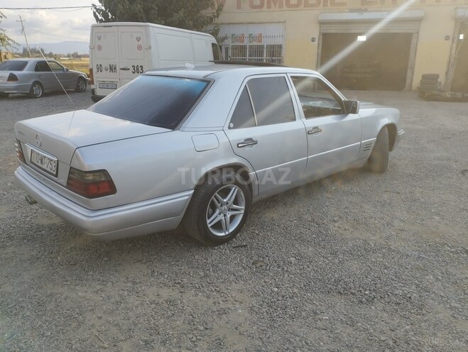 Mercedes E 220 1995, 475,000 km - 2.2 л - Cəlilabad